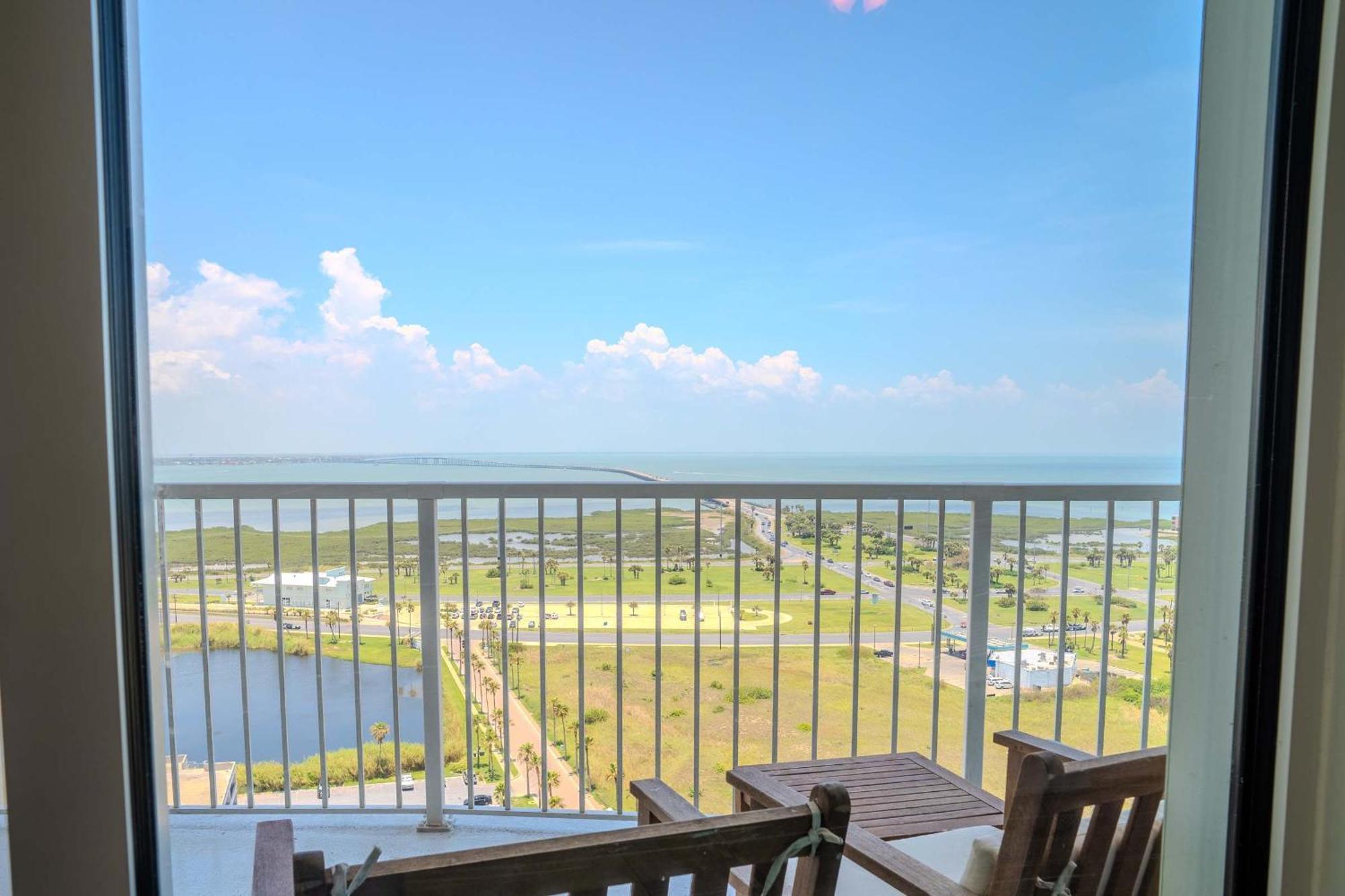 1801 Sapphire Beachfront 3 Bedroom Condo Саут Падре Алънд Екстериор снимка
